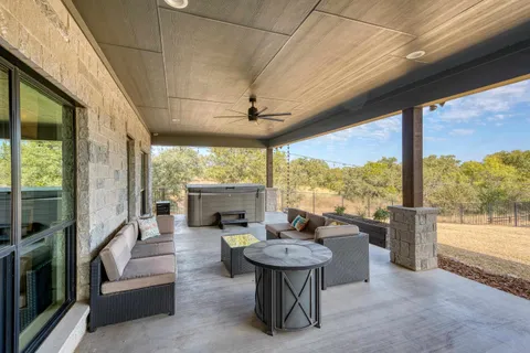 $750,000 | 105 Keystone, Buchanan Dam, TX 78609