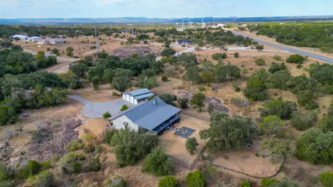 $750,000 | 105 Keystone, Buchanan Dam, TX 78609