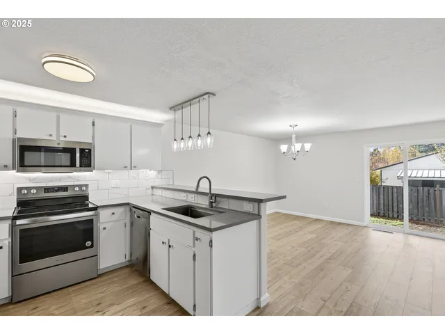 $399,900 | 1173 Joel's Place, Lafayette, OR 97127