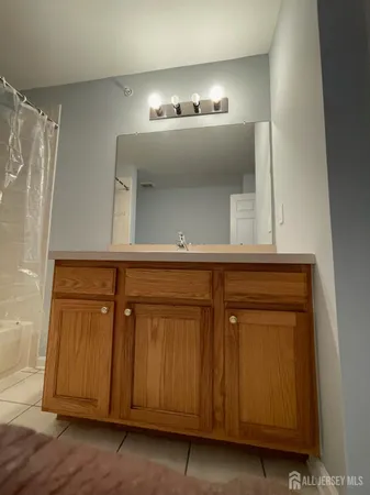 $2,950 | 301 Pinelli Drive, Piscataway, NJ 08854