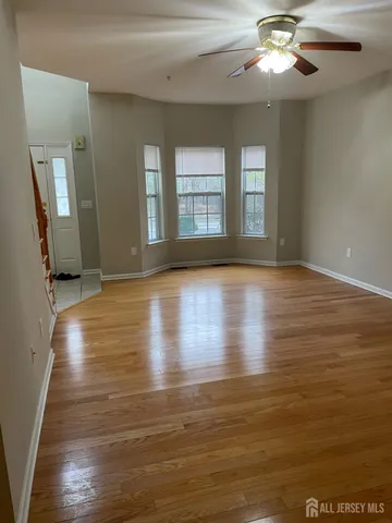 $3,250 | 301 Pinelli Drive, Piscataway, NJ 08854