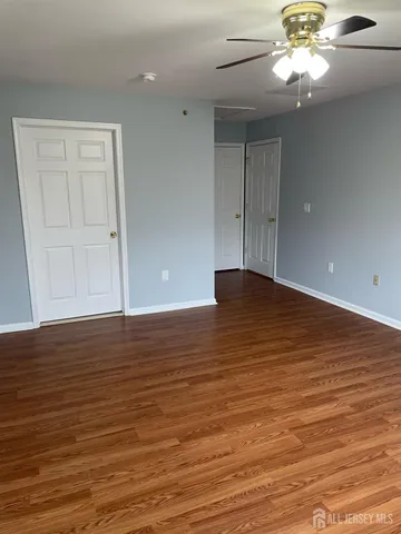 $3,250 | 301 Pinelli Drive, Piscataway, NJ 08854