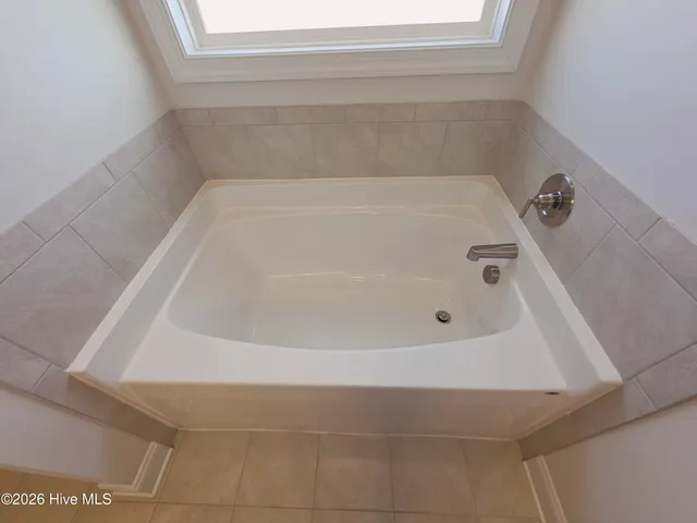 $2,275 | 908 Uplands Lane, Jacksonville, NC 28546