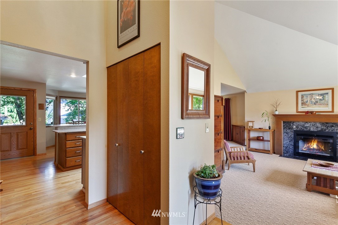 18233 155th Place Southeast Renton, WA 98058 - Photo 3 of 40 Gallery Image 3