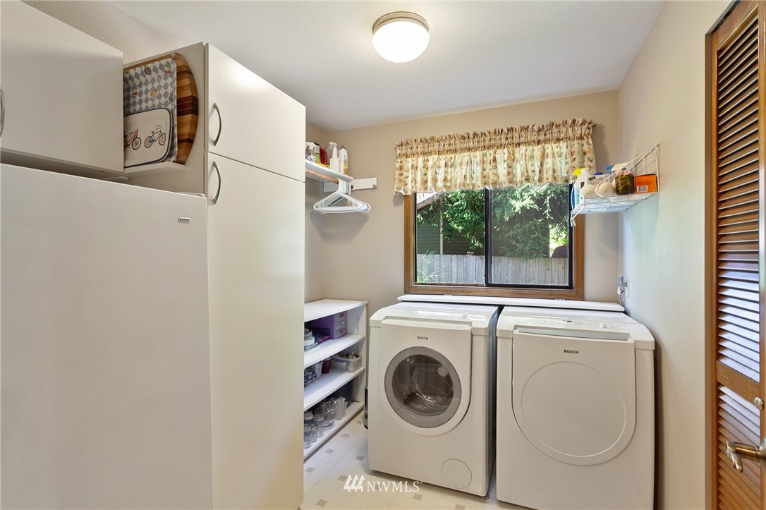 18233 155th Place Southeast Renton, WA 98058 - Photo 21 of 40 Gallery Image 21