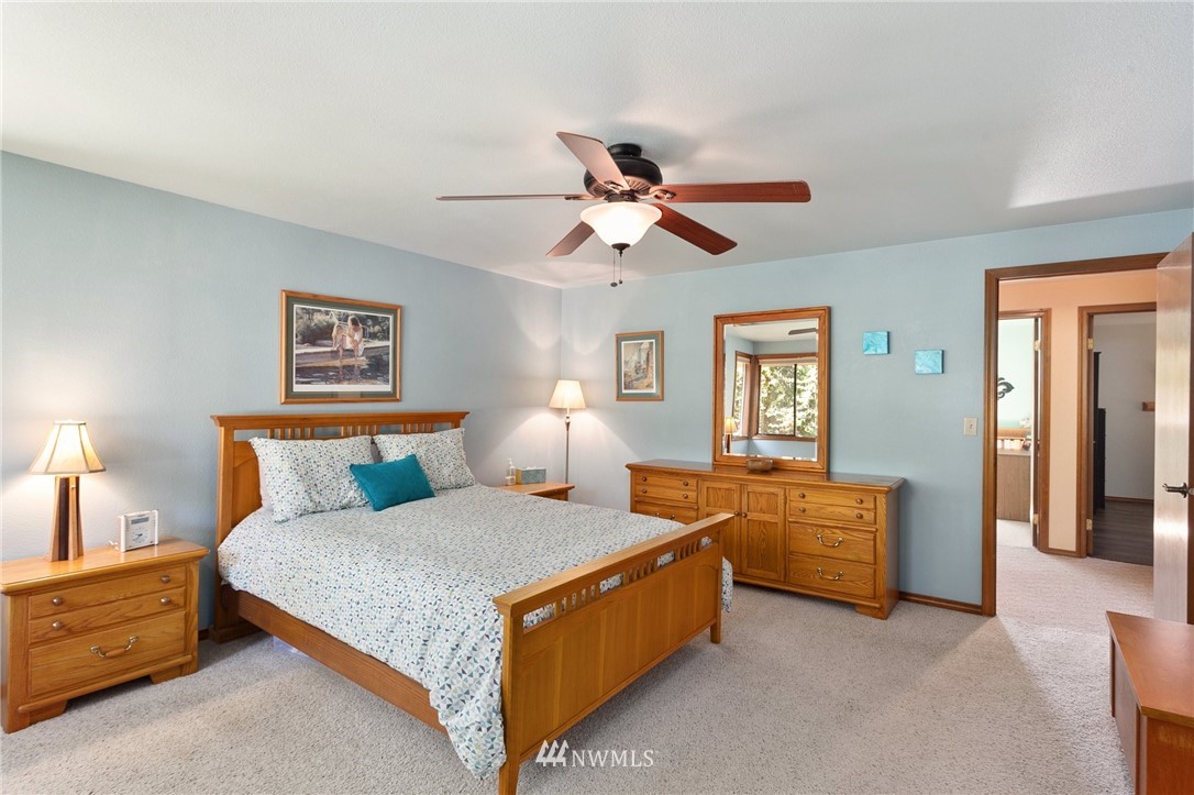 18233 155th Place Southeast Renton, WA 98058 - Photo 22 of 40 Gallery Image 22