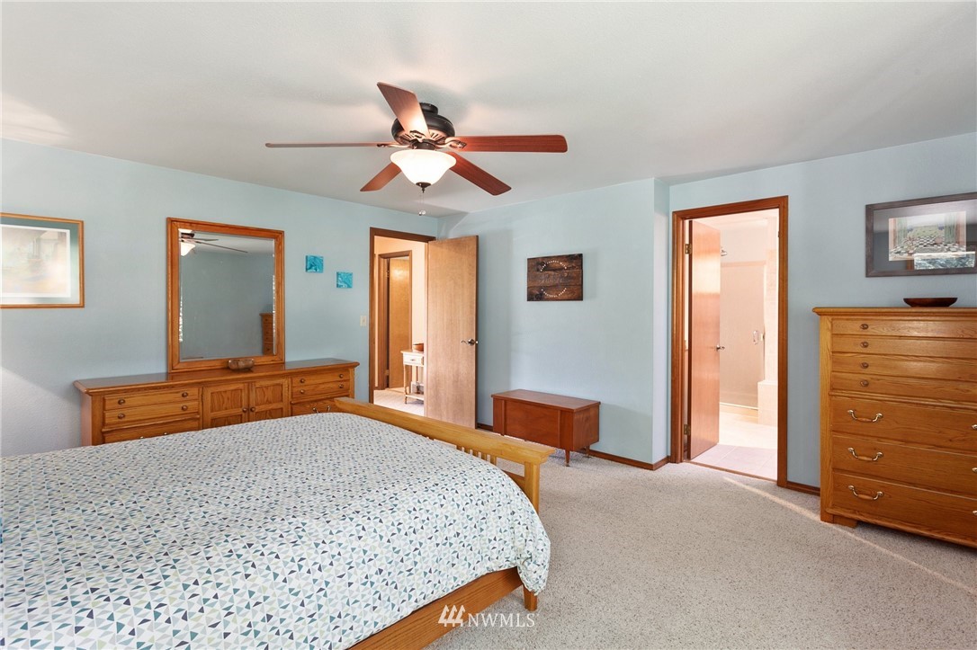18233 155th Place Southeast Renton, WA 98058 - Photo 24 of 40 Gallery Image 24