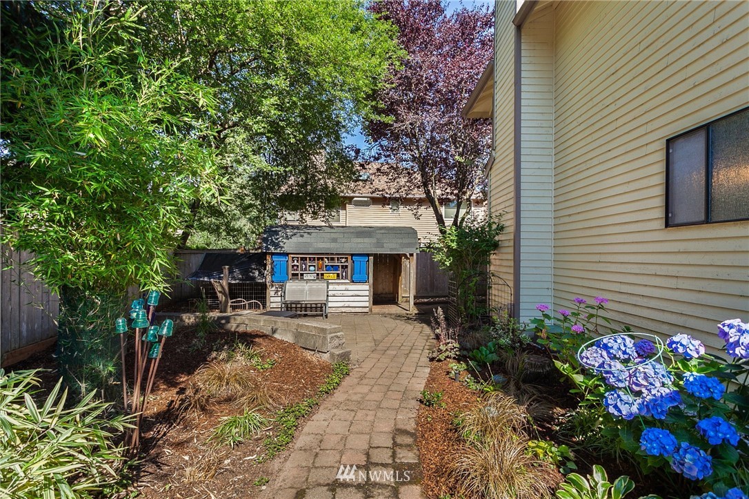 18233 155th Place Southeast Renton, WA 98058 - Photo 39 of 40 Gallery Image 39