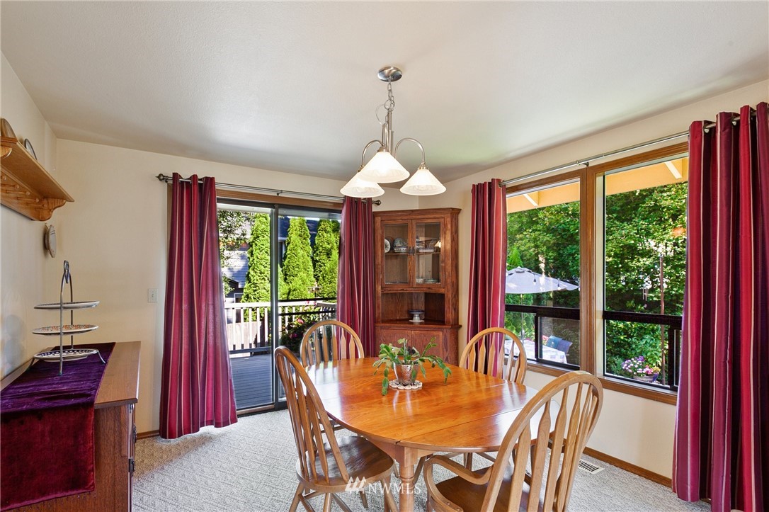18233 155th Place Southeast Renton, WA 98058 - Photo 6 of 40 Gallery Image 6