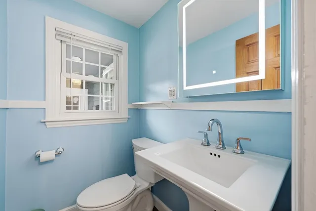 $499,000 | 15 Lowell Avenue, Holden, MA 01520