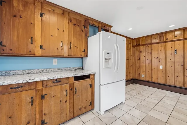 $499,000 | 15 Lowell Avenue, Holden, MA 01520