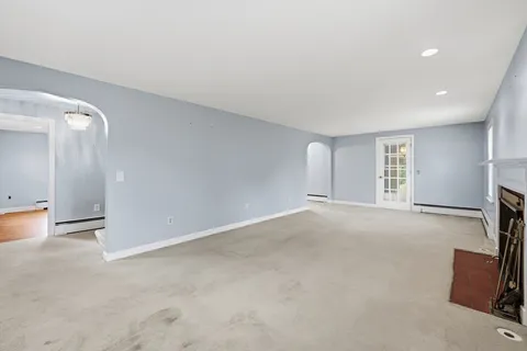 $499,000 | 15 Lowell Avenue, Holden, MA 01520