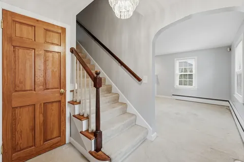 $499,000 | 15 Lowell Avenue, Holden, MA 01520