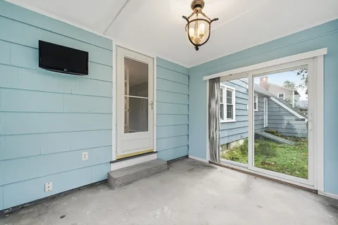 $499,000 | 15 Lowell Avenue, Holden, MA 01520