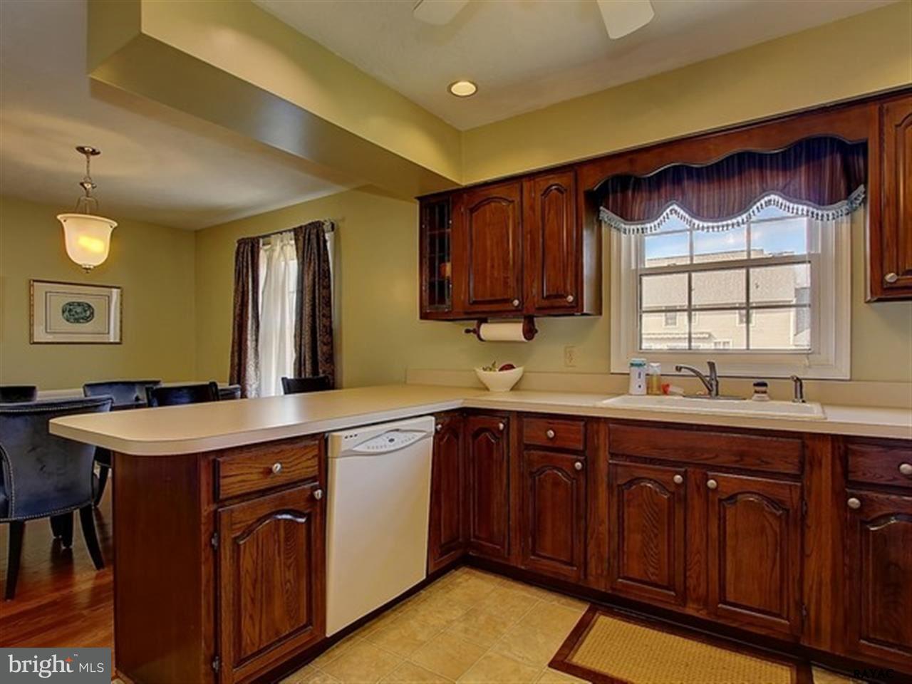 130 Lexington Road York, PA 17402 - Photo 11 of 36