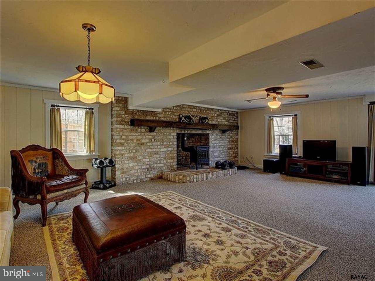 130 Lexington Road York, PA 17402 - Photo 24 of 36