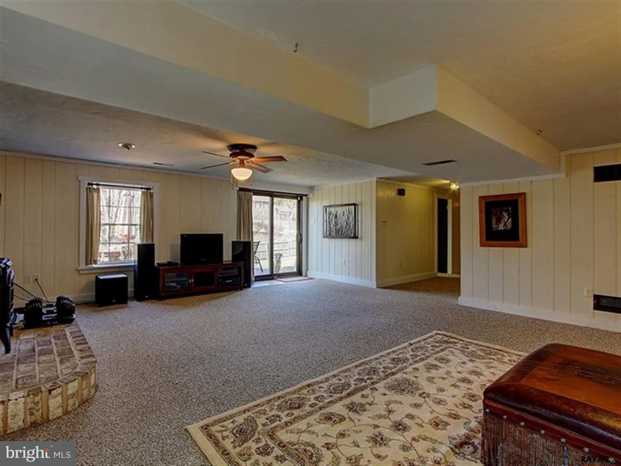 130 Lexington Road York, PA 17402 - Photo 26 of 36