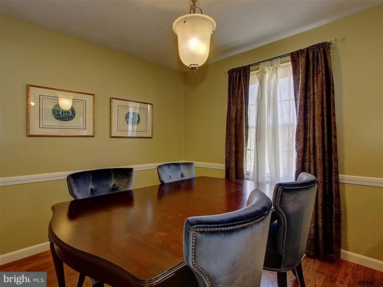 130 Lexington Road York, PA 17402 - Photo 8 of 36