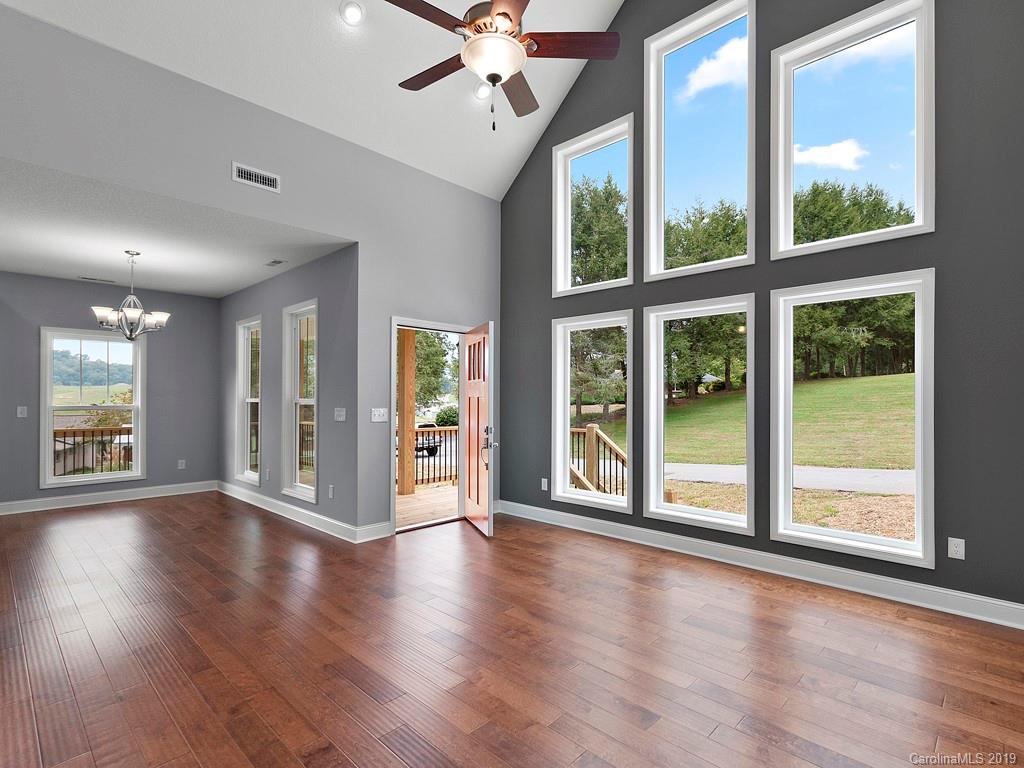 58 Hilltop Road Waynesville, NC 28786 - Photo 7 of 23 Gallery Image 7