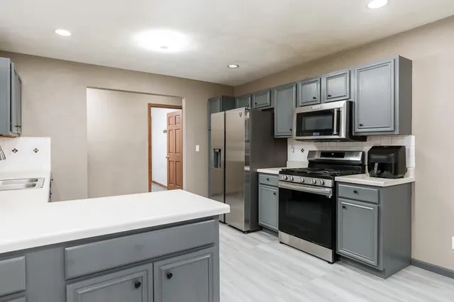 $315,000 | 3075 Derbyshire Drive, Machesney Park, IL 61115