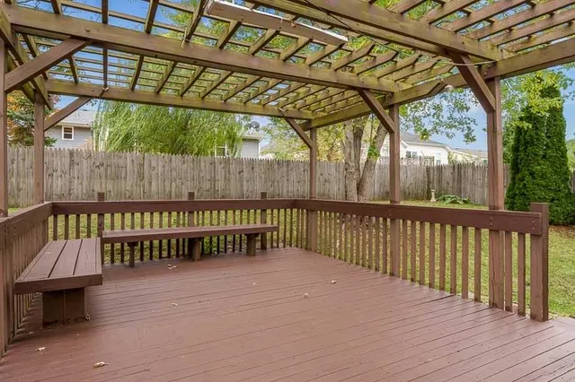 $315,000 | 3075 Derbyshire Drive, Machesney Park, IL 61115