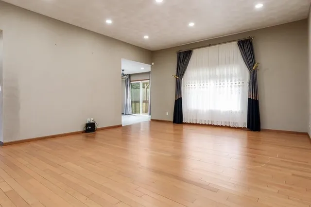 $315,000 | 3075 Derbyshire Drive, Machesney Park, IL 61115