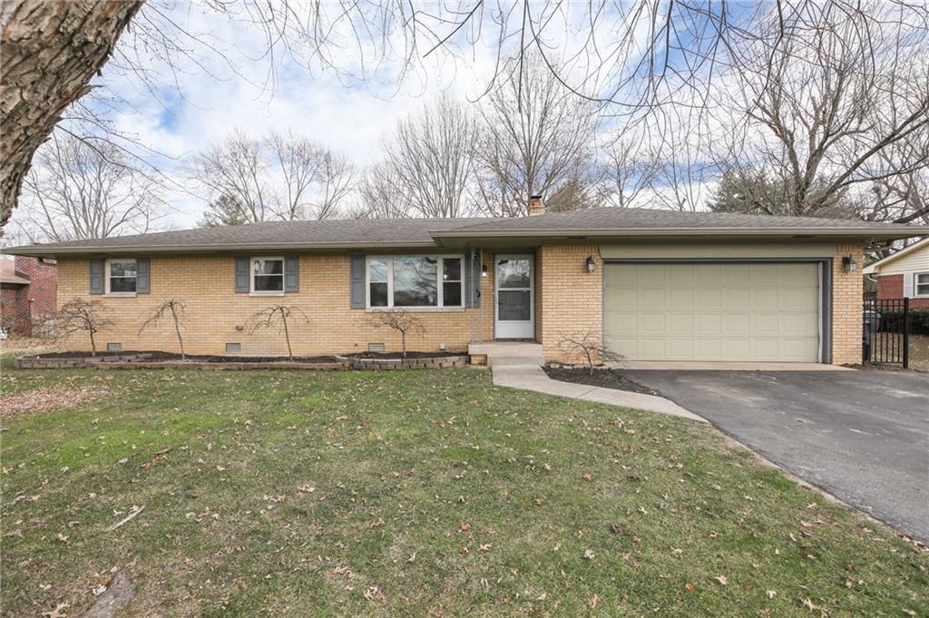 371 North Peterman Road Greenwood, IN 46142 - Photo 1 of 28 Gallery Image 1
