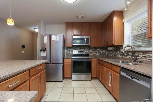 $280,000 | 5124 Knollwood, Schertz, TX 78108