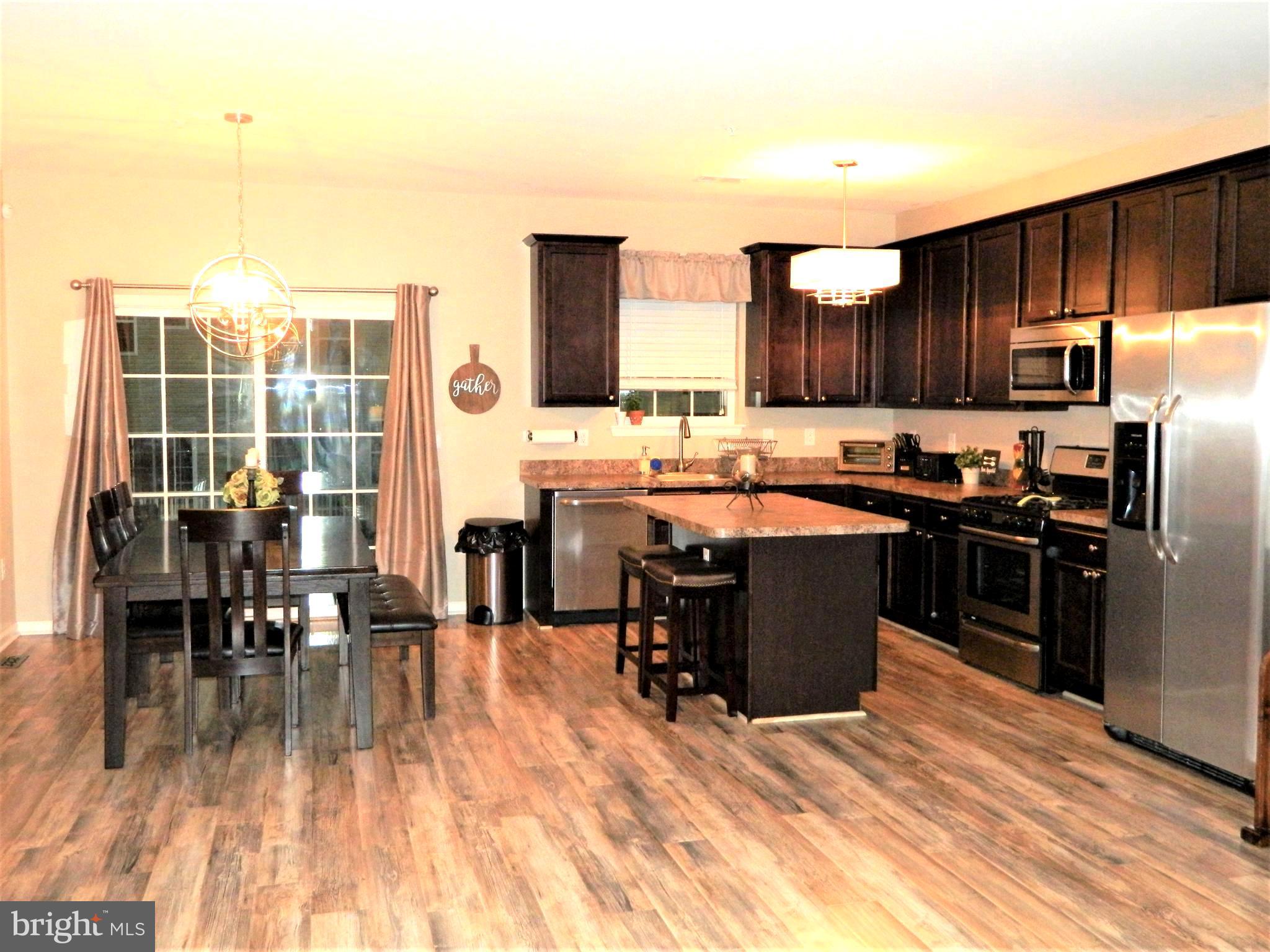 914 Georgetown Road Wenonah, NJ 08090 - Photo 8 of 33 Kitchen and Dining Area