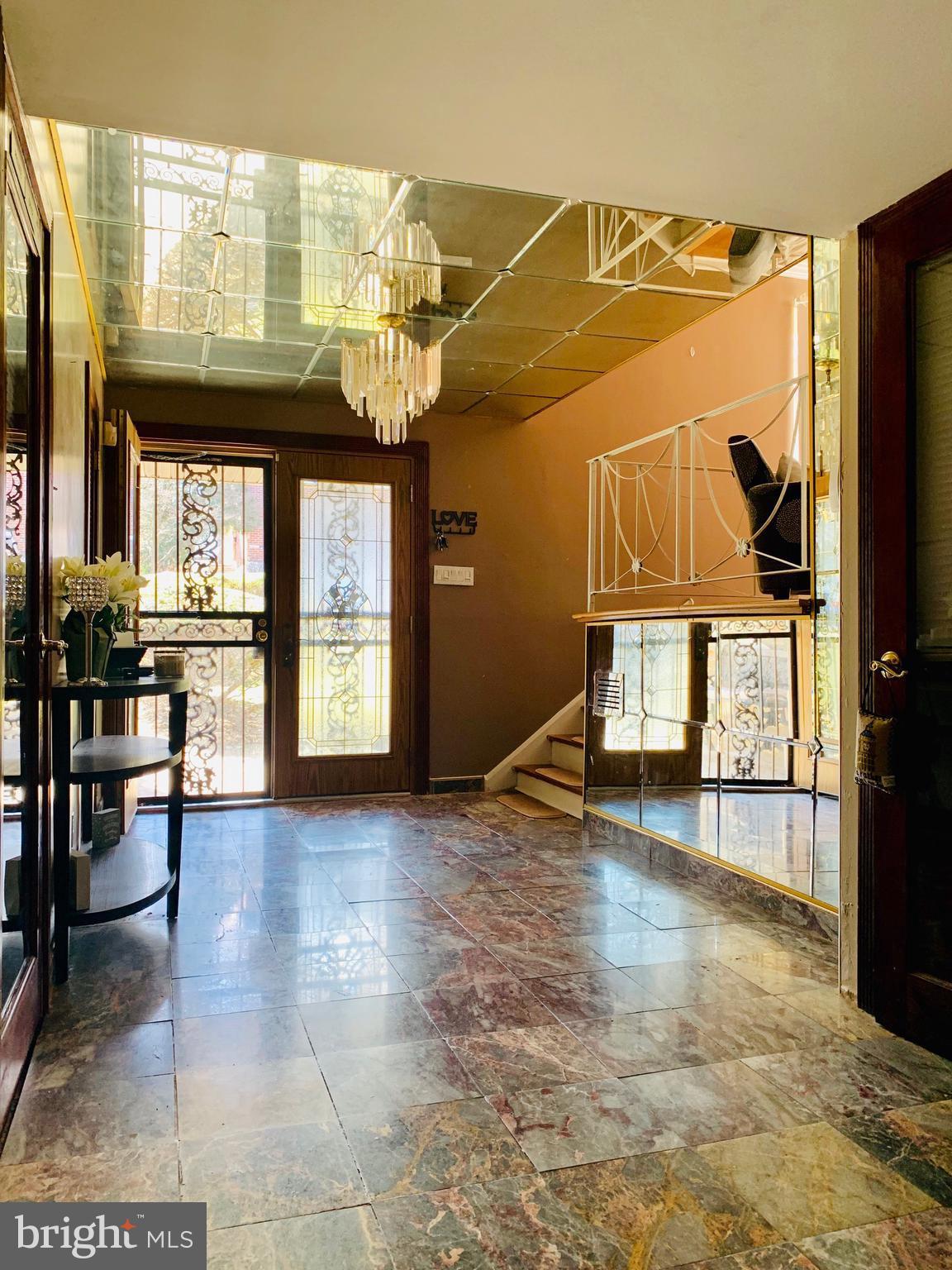 11958 Dumont Road Philadelphia, PA 19116 - Photo 3 of 28 Gallery Image 3