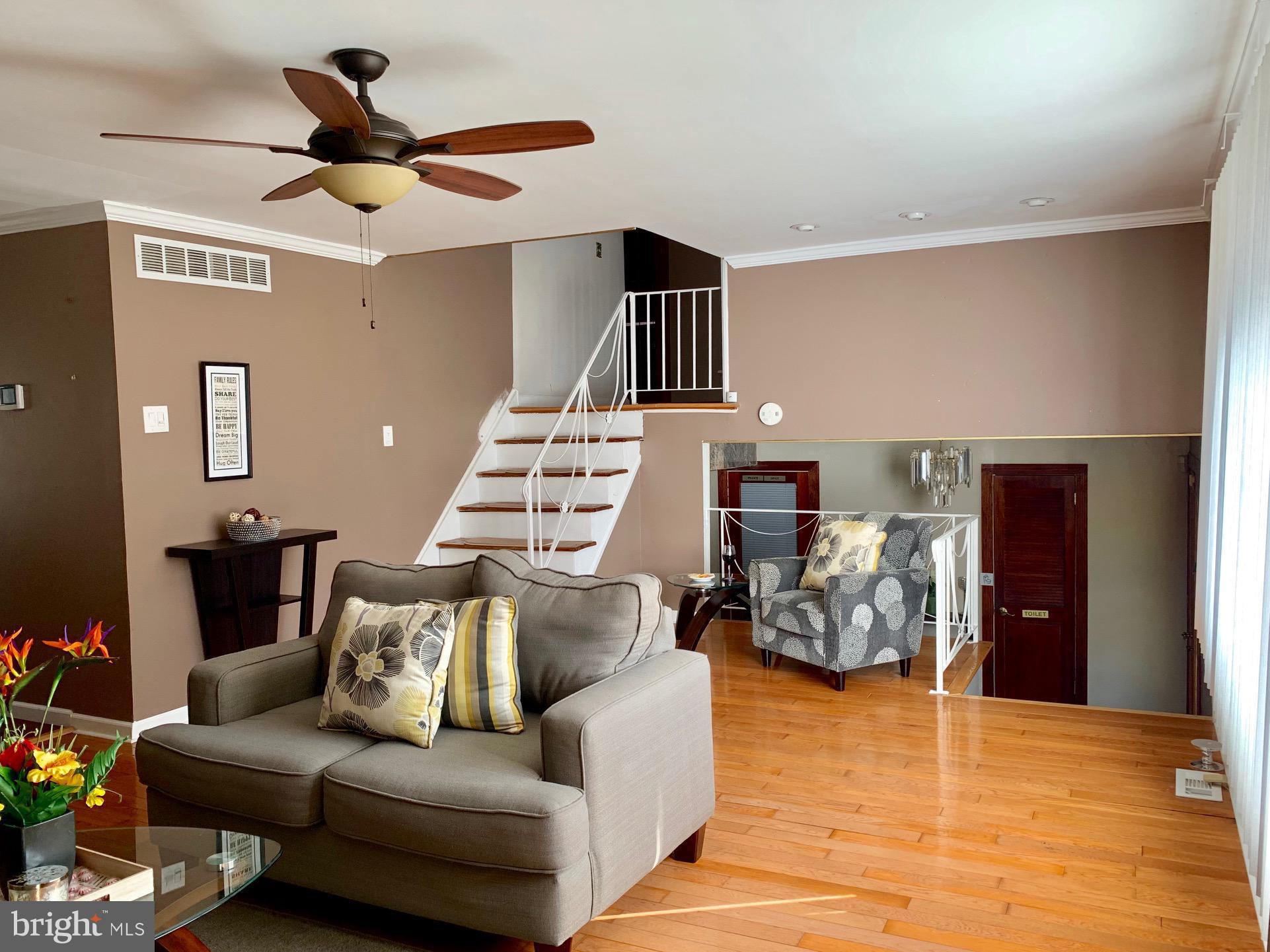 11958 Dumont Road Philadelphia, PA 19116 - Photo 8 of 28 Gallery Image 8