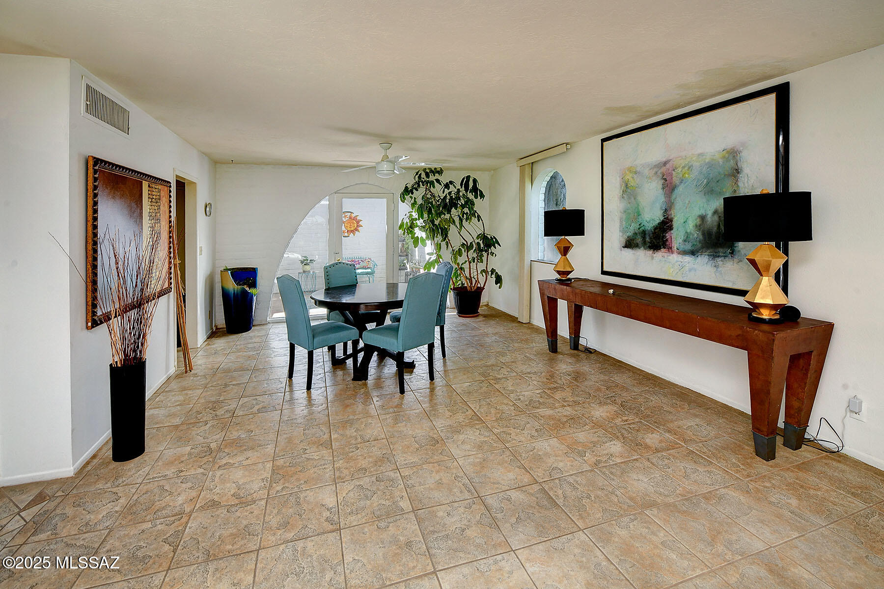 670 West Roller Coaster Road Tucson, AZ 85704 - Photo 10 of 32 Gallery Image 10