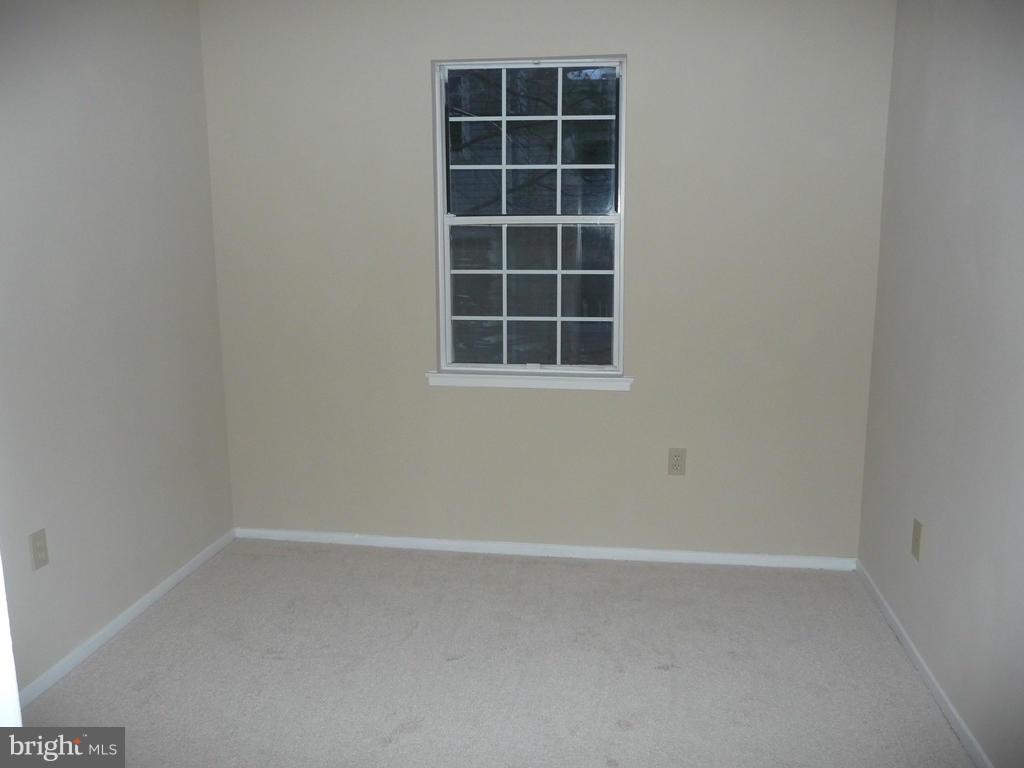 2339 Hunters Square Court Reston, VA 20191 - Photo 14 of 25 Bedroom
