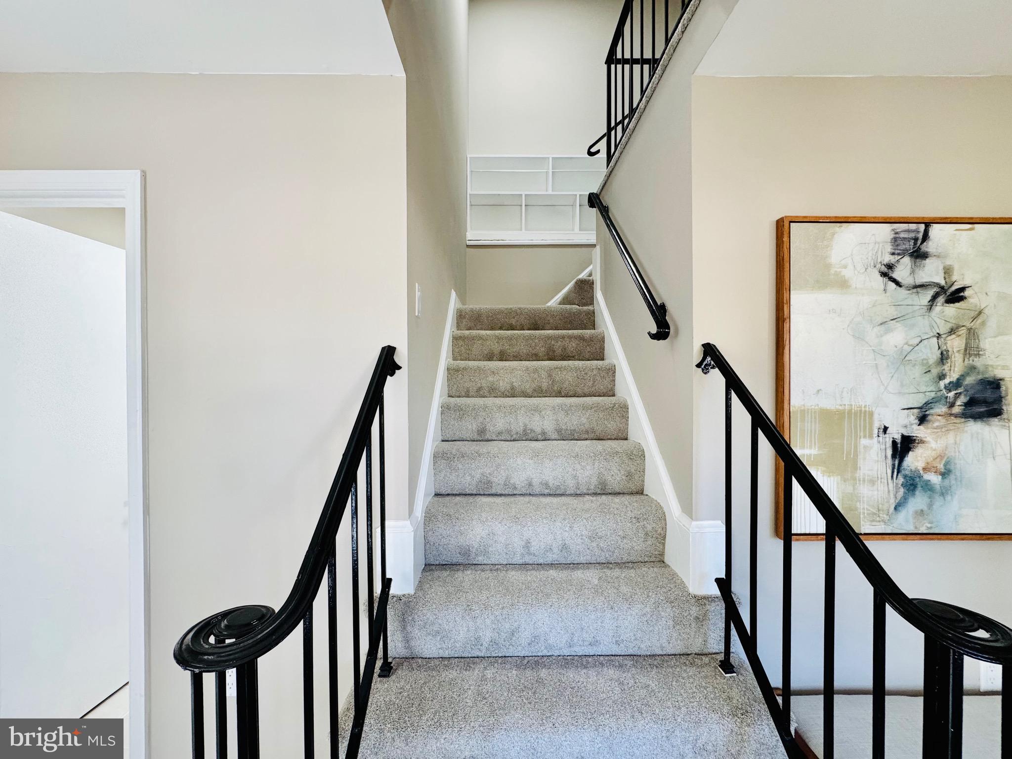 12306 Dendron Place Fort Washington, MD 20744 - Photo 35 of 48 a view of entryway