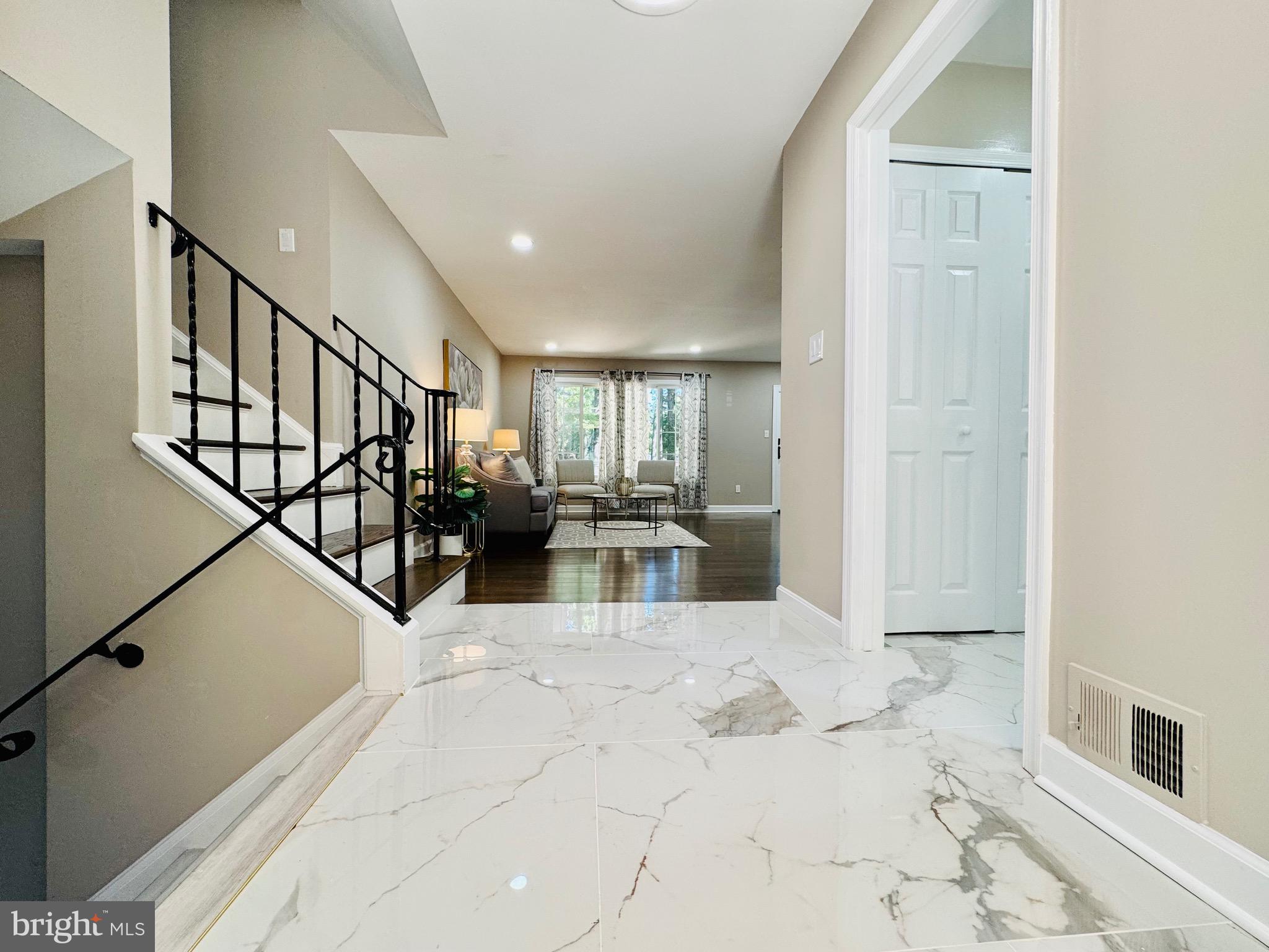 12306 Dendron Place Fort Washington, MD 20744 - Photo 5 of 48