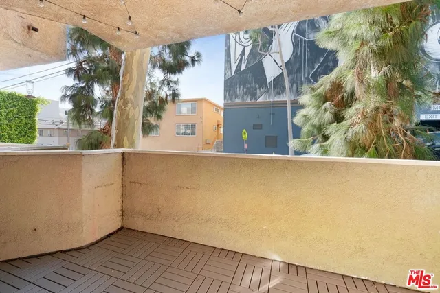 a view of a walk in closet