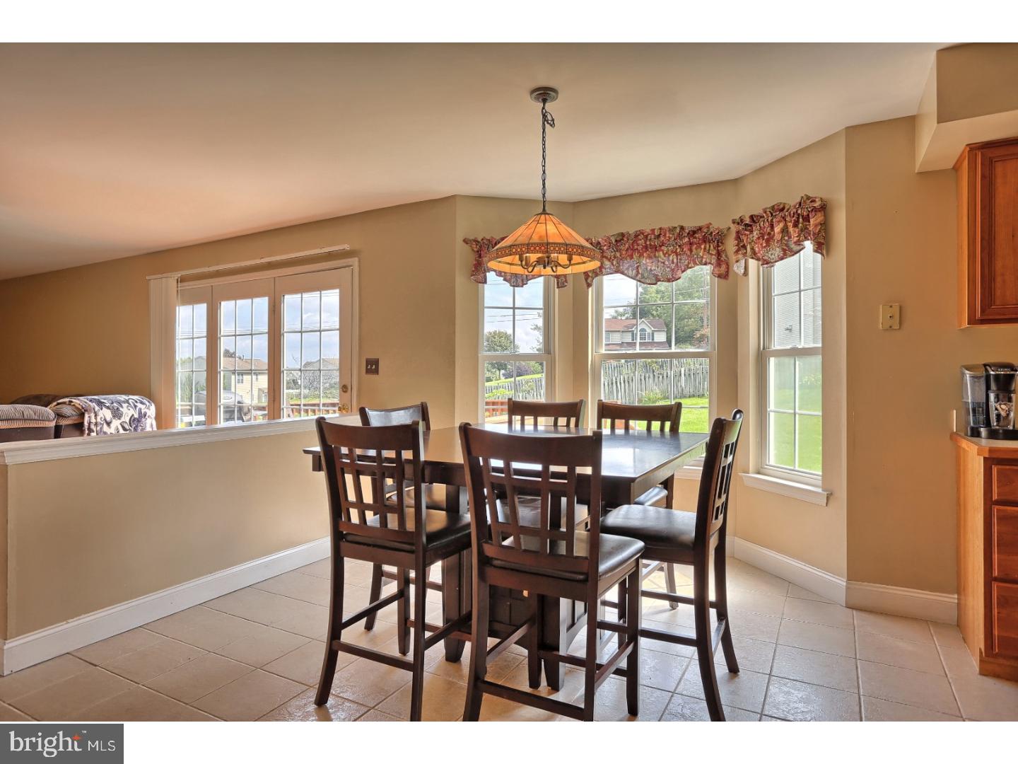 503 Augusta Drive West Sinking Spring, PA 19608 - Photo 6 of 25 Gallery Image 6