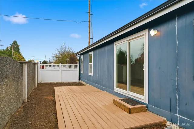 a view of a backyard of a house