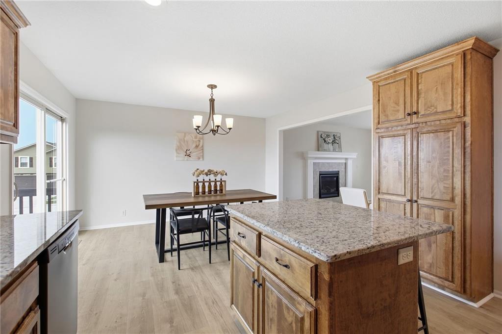 301 Northeast 192nd Terrace Smithville, MO 64089 - Photo 13 of 37 Gallery Image 13