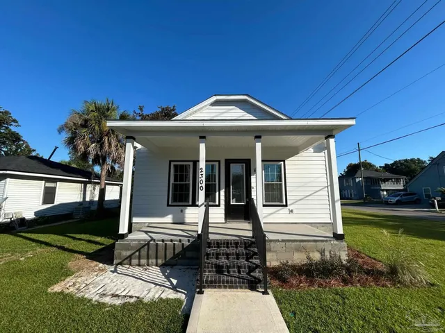$180,000 | 2300 West Jackson Street, Pensacola, FL 32505