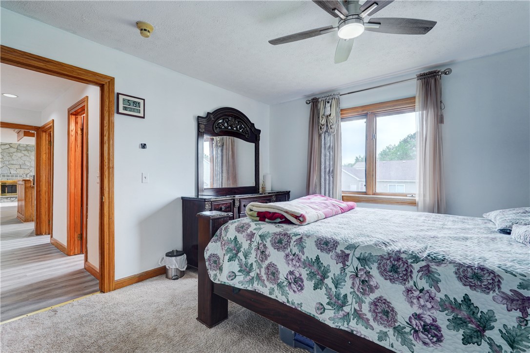 289 Island Cottage Road Greece, NY 14612 - Photo 19 of 36