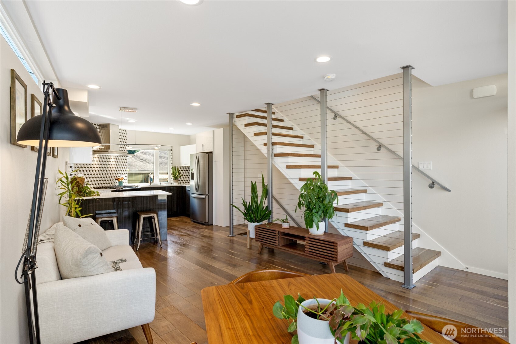 547 North 103rd Street Seattle, WA 98133 - Photo 8 of 40