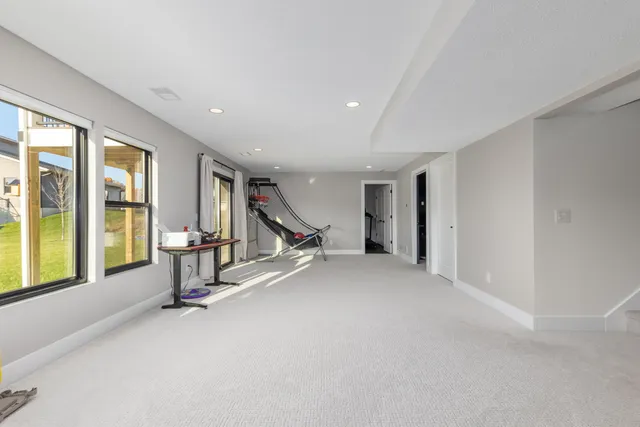 $699,500 | 215 Gehl Avenue Southwest, Walker, MI 49534