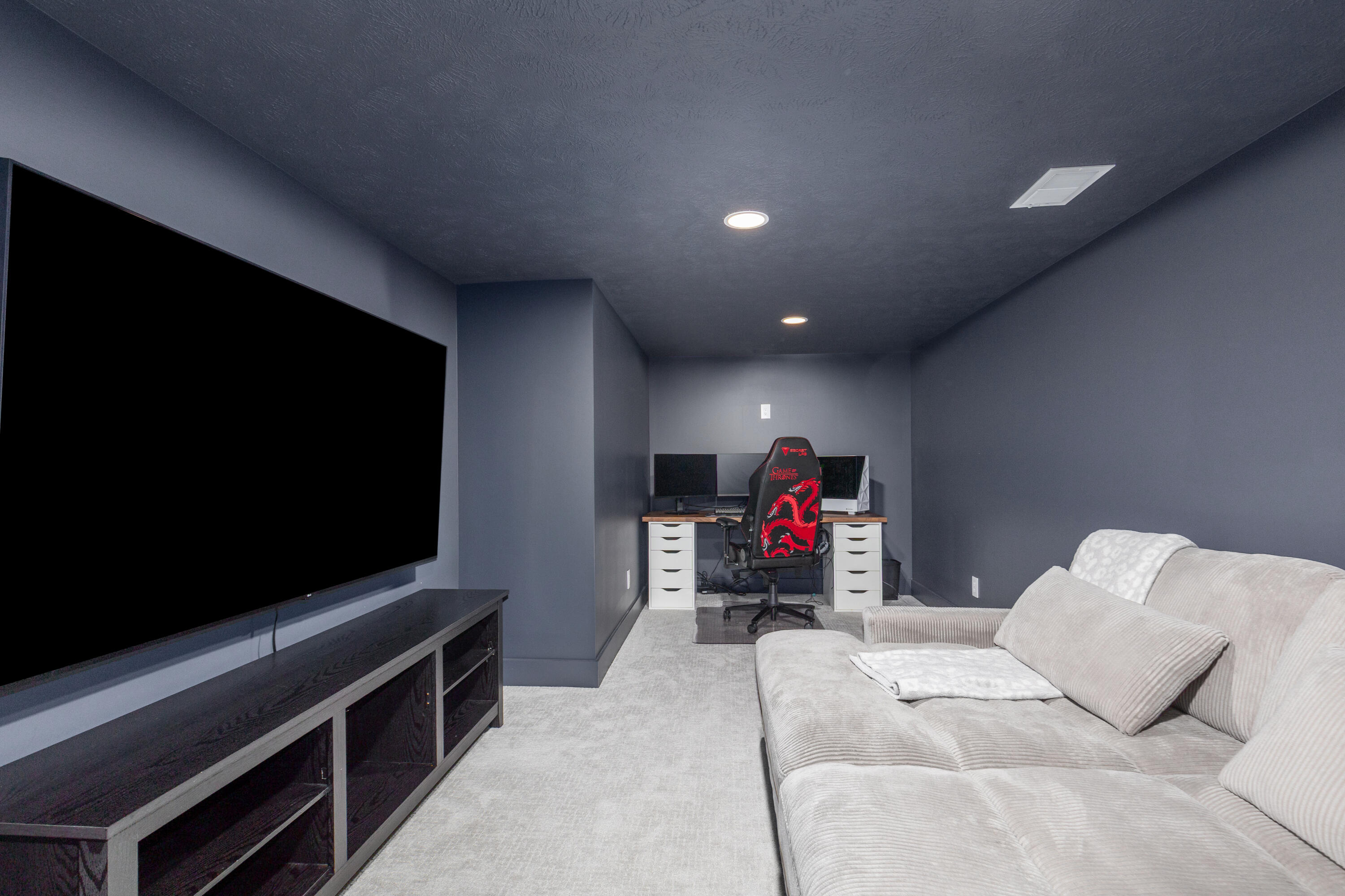 215 Gehl Avenue Southwest Walker, MI 49534 - Photo 30 of 44 Movie Theatre