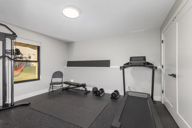 $699,500 | 215 Gehl Avenue Southwest, Walker, MI 49534