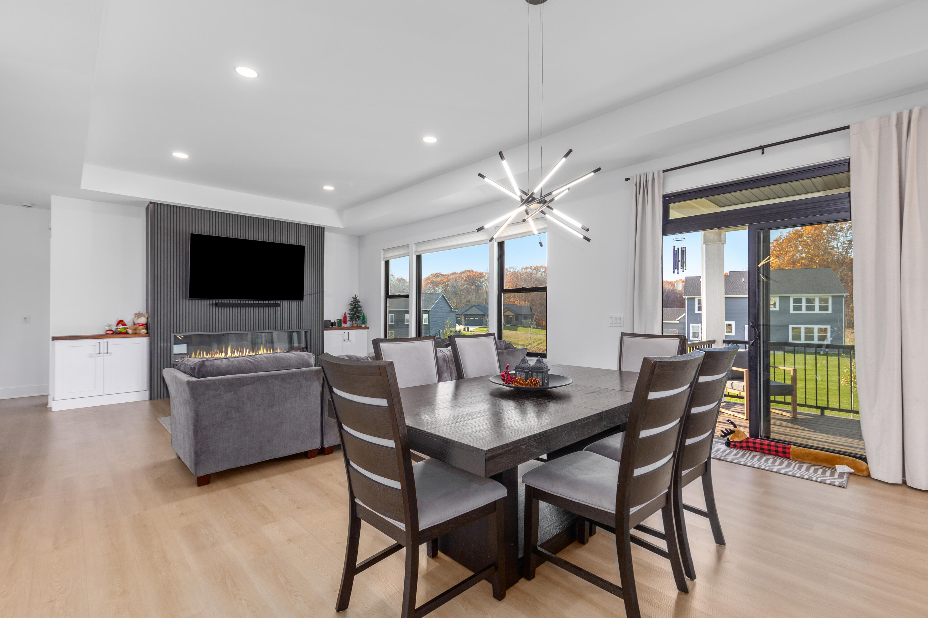 215 Gehl Avenue Southwest Walker, MI 49534 - Photo 10 of 44 Only the BEST will DO