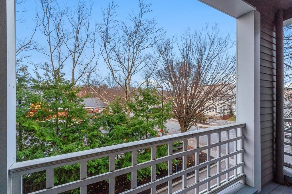 25 Holly Lane, Unit 2A Brookline, MA 02467 - Photo 24 of 34 a view of a wooden fence