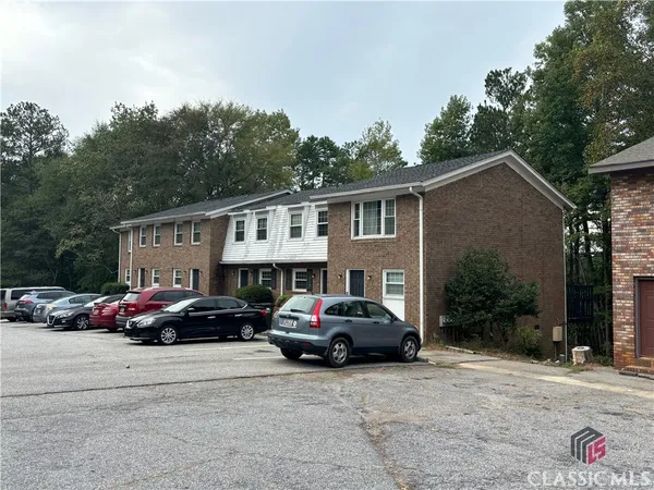 $1,250 | 180 Chalfont Lane, Unit 6, Athens, GA 30606