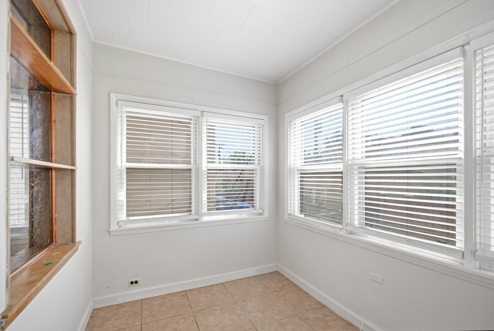 1906 Ridgeland Avenue, Unit 1 Berwyn, IL 60402 - Photo 16 of 19