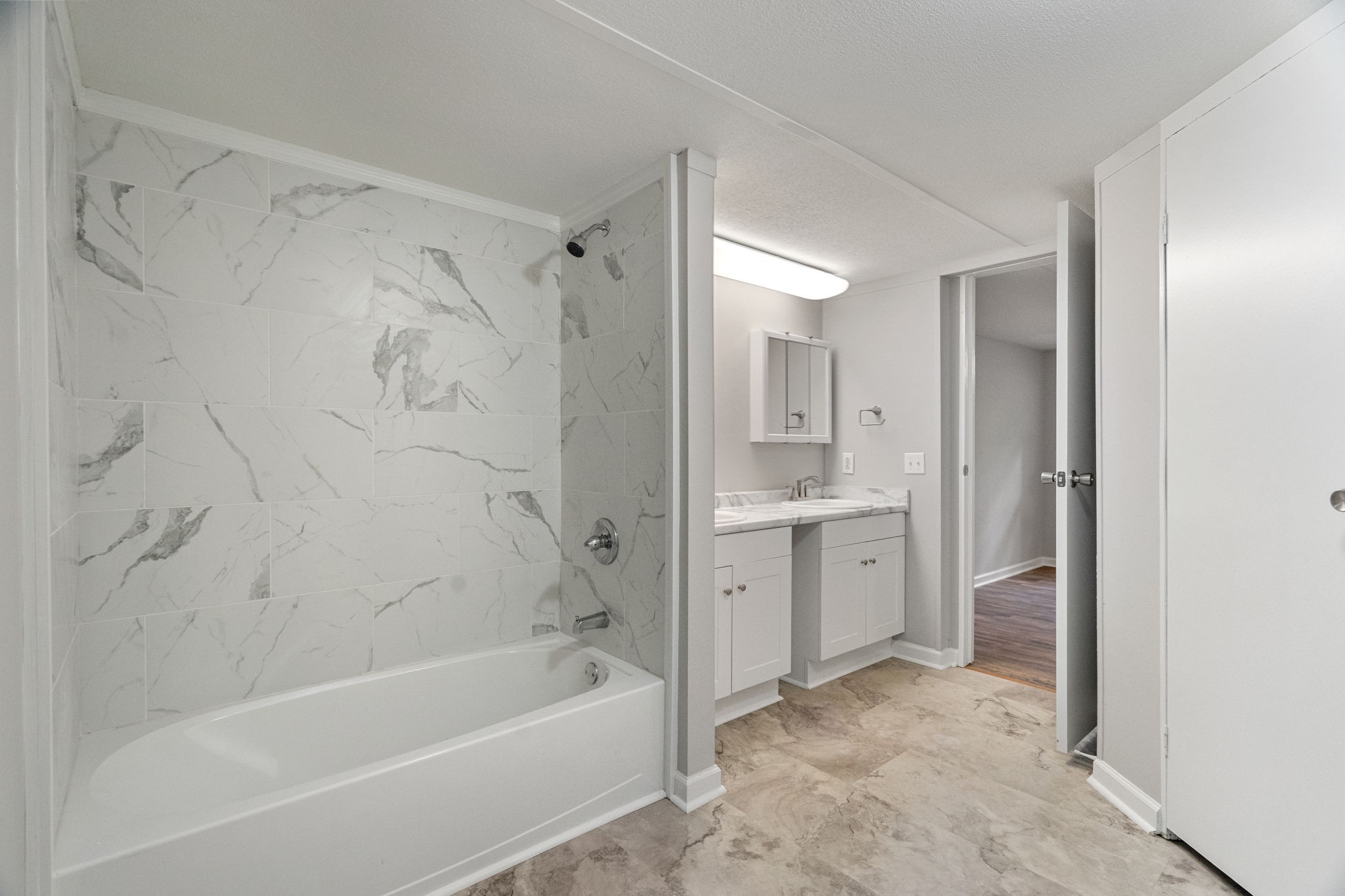 4147 Fizer Road Springfield, TN 37172 - Photo 15 of 25 a bathroom with a bathtub shower sink and toilet